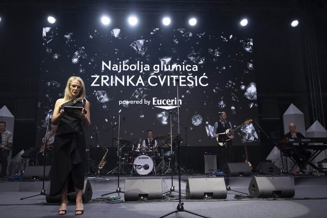 Zrinka Cvitešić