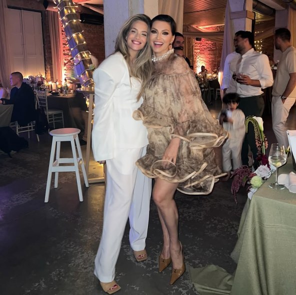 Izabel Kovačić, Nina Badrić