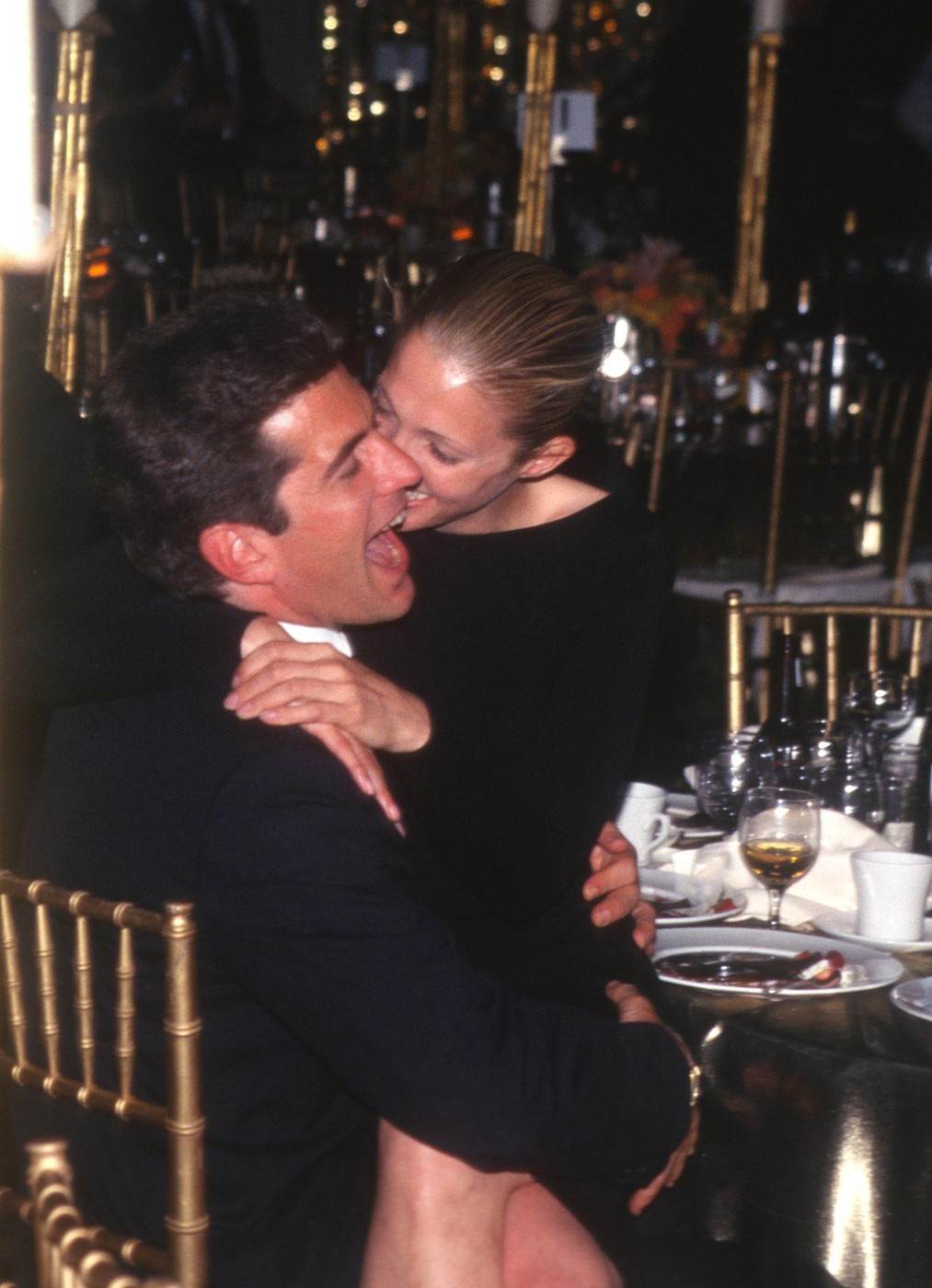 John F. Kennedy Jr i Carolyn Bessette Kennedy
