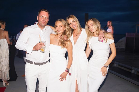 Gordan Zadro, Hana Zadro, Ana Zadro, Lucija Filipovic.jpg