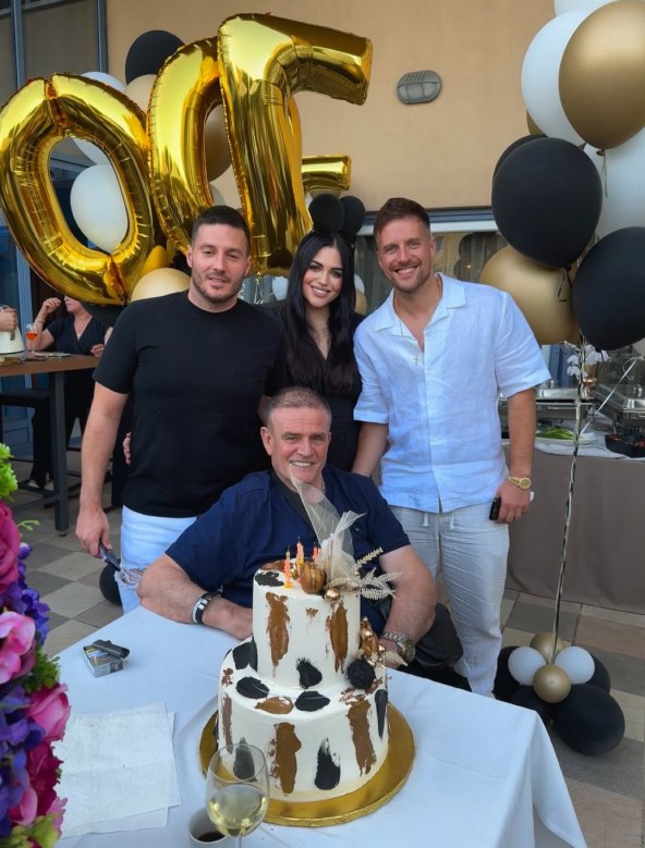 Marijan Šarić s obitelji