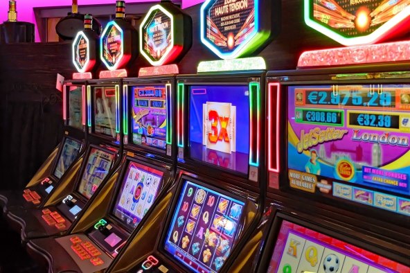 casino-3260372_1280.jpg