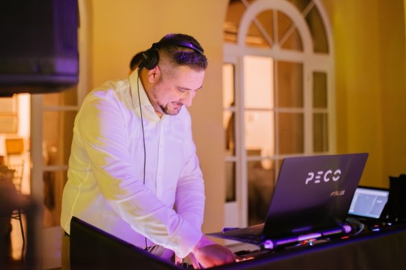 Vila Dalmacija party.jpg