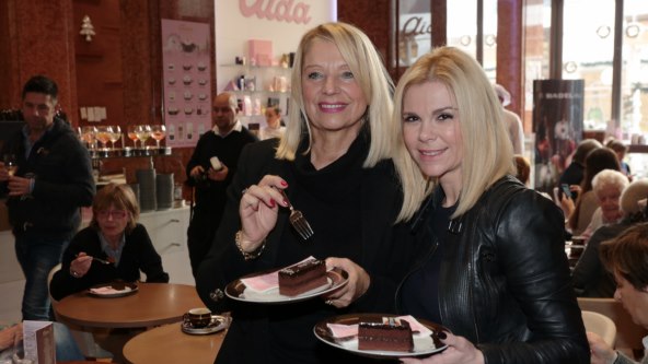 Nada Abrus i Mila Elegović