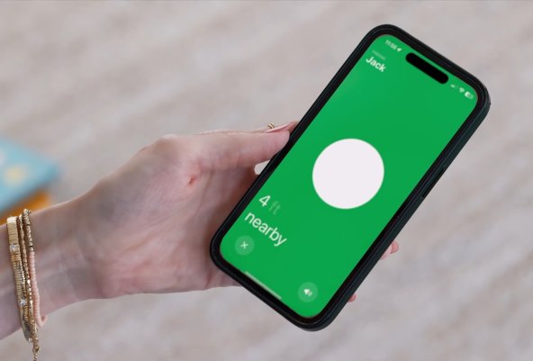 Skechers Apple AirTag (1).jpg