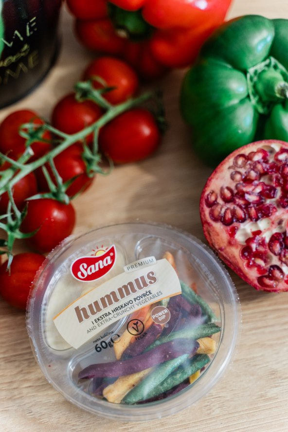 Hummus s povrcem 01.jpg