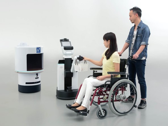 Toyotini roboti pomažu posjetiteljima da iskuse svoj san o posjetu Olimpijskim i Paraolimpijskim igrama u Tokiju 2020.