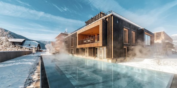 Falkensteiner Hotel Kronplatz_bazen.jpeg