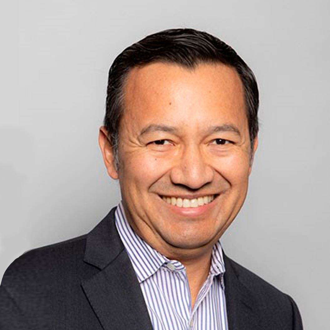 Luis Oganes.jpg