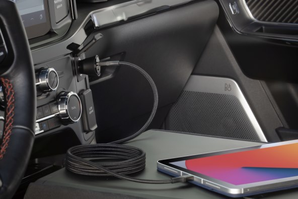 FoundIT 32W Car Charger (2).jpg