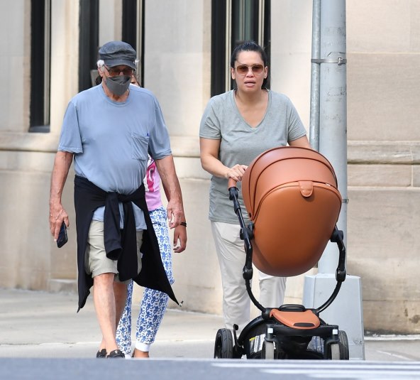 Robert DeNiro s Tifanny Chen i djetetom