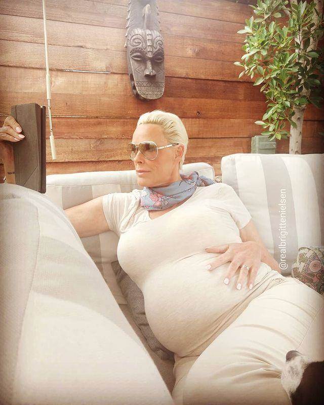 10 slavnih mama koje su rodile nakon 45 bez surogat majki