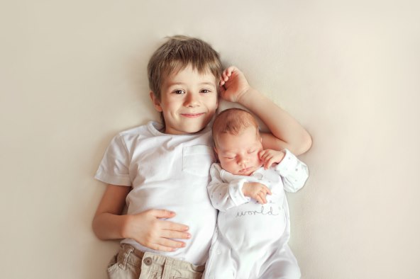 793-kako-pripremiti-dijete-za-dolazak-bebe