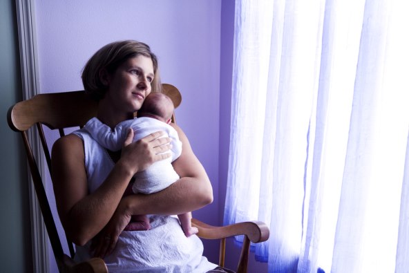 Zašto bebe vole spavati na roditeljima