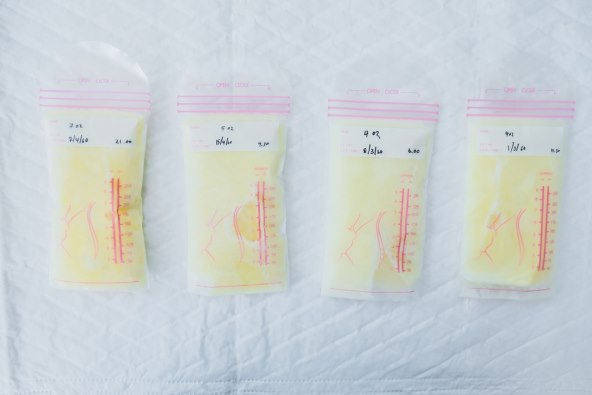 Na kojoj temperaturi i koliko dugo smijem cuvati izdojeno mlijeko?