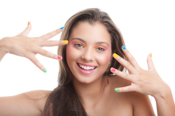 postoji-li-pravo-vrijeme-za-pocetak-sminkanja