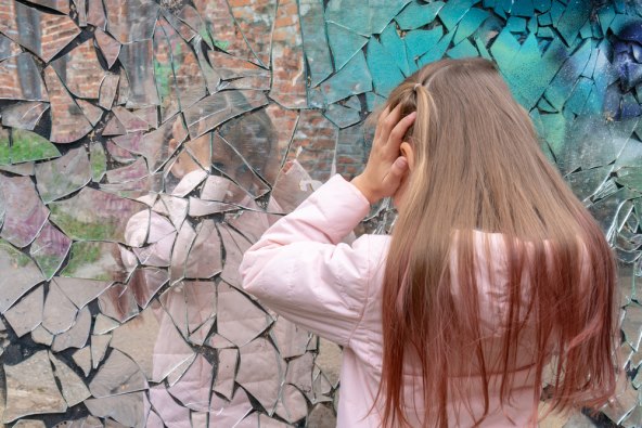 postoji-li-pravo-vrijeme-za-pocetak-sminkanja