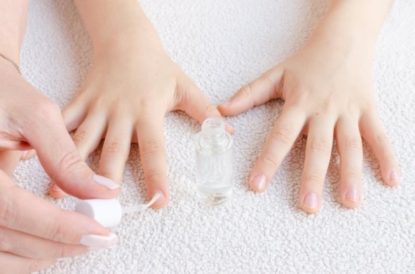 zasto-djeca-grizu-nokte-i-sto-mozete-napraviti-da-ta-navika-prestane