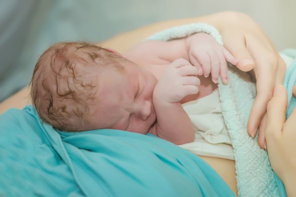 Kako se pripremiti za vaginalni porod bez intervencija