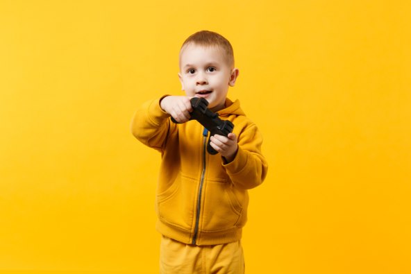 djecak 50 sati tjedno igra video igrice, evo što kažu psiholozi