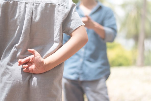 zašto djeca lažu i kako ih nauciti da prestanu