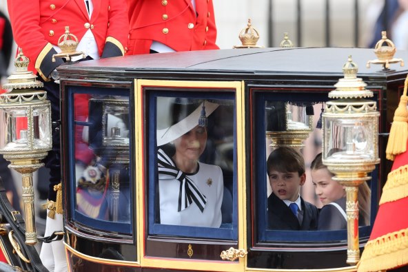 Princeza Charlotte pokušala zapovijedati svom mladem bratu princu Louisu