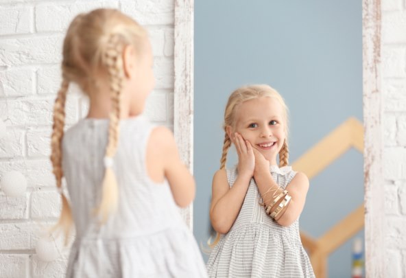 Tata stao u obranu kceri nakon bakinog komentara izgledu