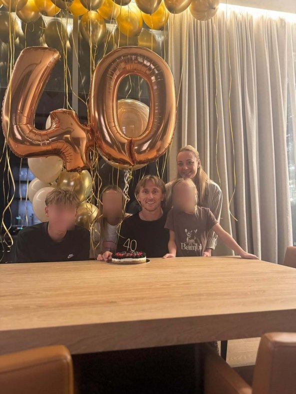 Luka Modrić s obitelji