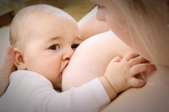 treba-li-se-zabrinuti-zbog-zelene-boje-bebine-stolice