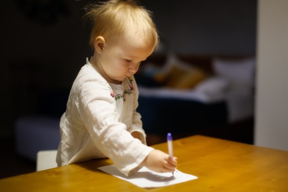 samostalna-igra-razvoj-djeteta-kada-vam-kaze-da-mu-je-dosadno-prepustite-ga-dosadi-foto