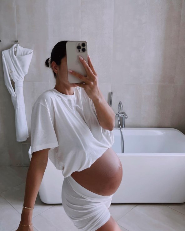 moda za trudnice - 7 komada koje morate imati u ormaru