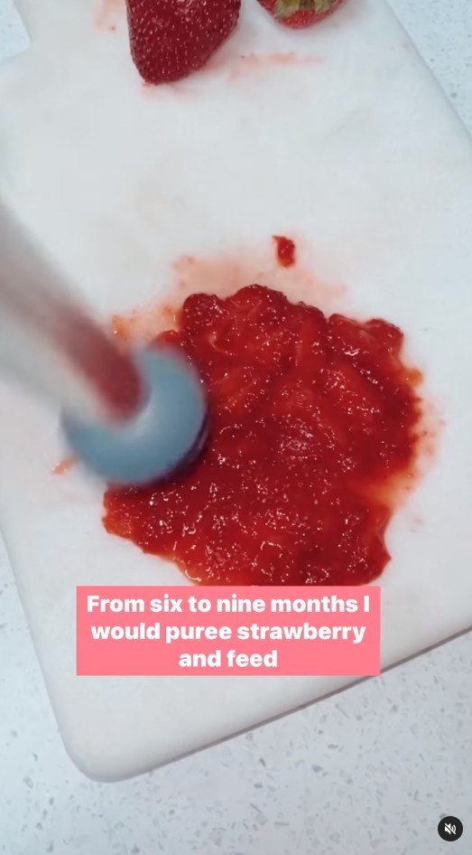 Kako bebi dati jagode da se ne uguši