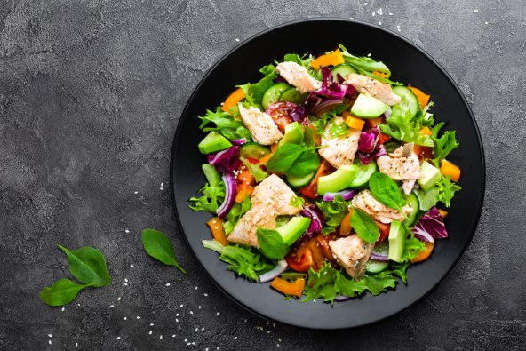 Recept za 2 brzo gotove, niskokaloricne riblje, hladne salate