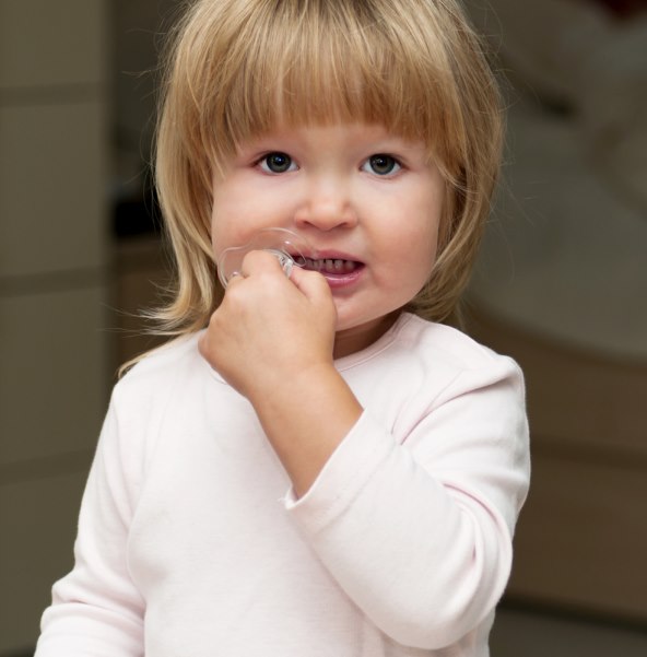 Kako duda varalica utjece na govor i 12 savjeta za odvikavanje