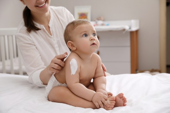 Pedijatar Mazalin o simptomima i lijecenju atopijskog dermatitisa kod djece