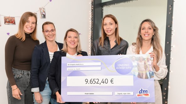 Što svaki roditelj djevojcice mora znati? O ovome se šuti, a jako je važno za mentalno zdravlje