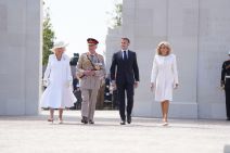 kraljica camilla, brigitte macron