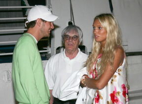 Bernie i Petra Ecclestone na Hvaru s Jamesom Stuntom