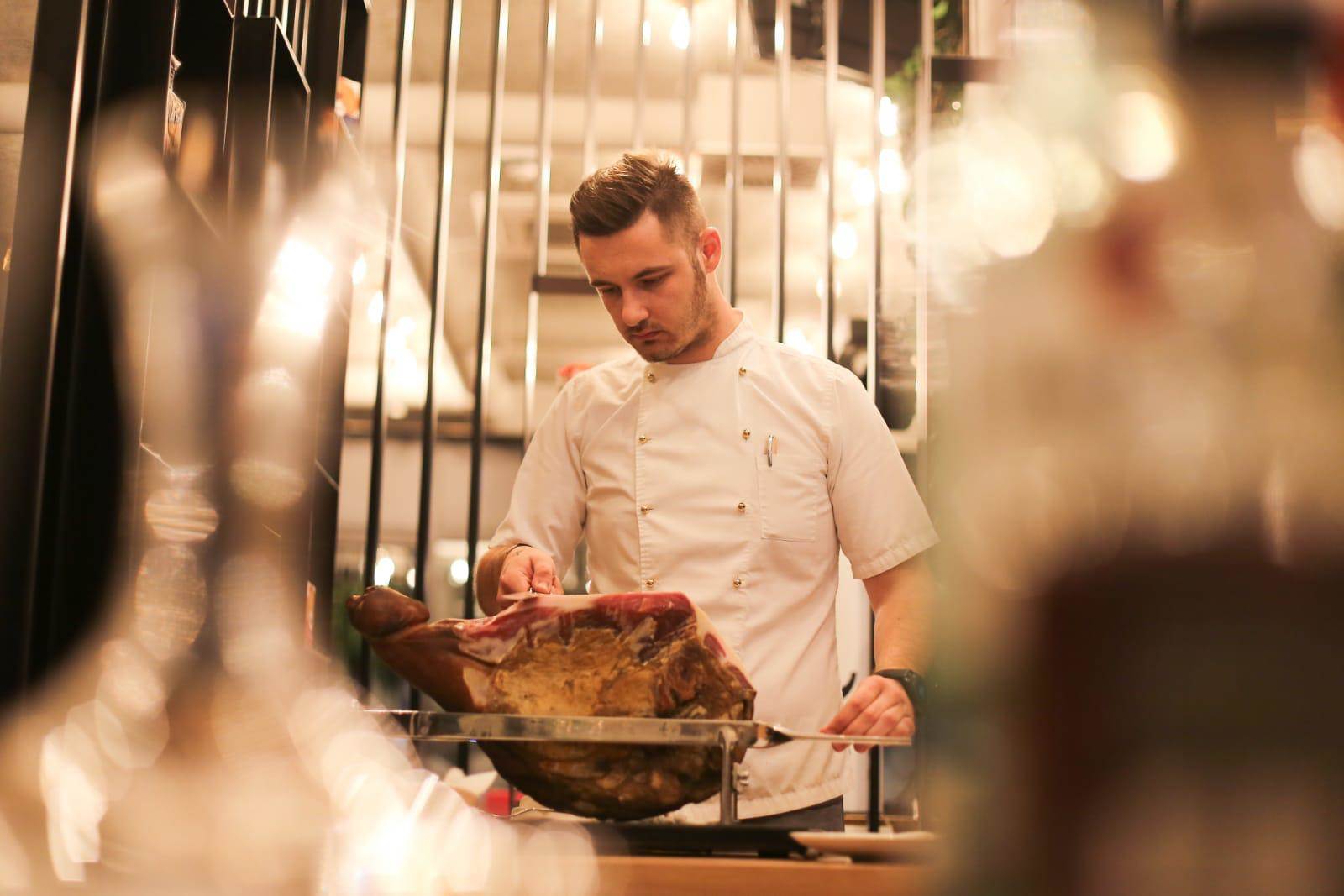 Stjepan Vukadin iz Masterchefa trebao je biti svećenik