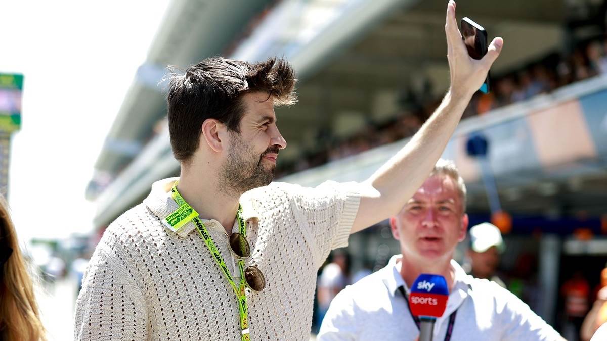 Gerard Pique pojavio se u javnosti s curom Clarom Chia Marti | Story