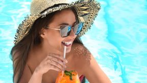 Ljeto, bazen, koktel.jpg