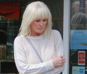 Linda Evans