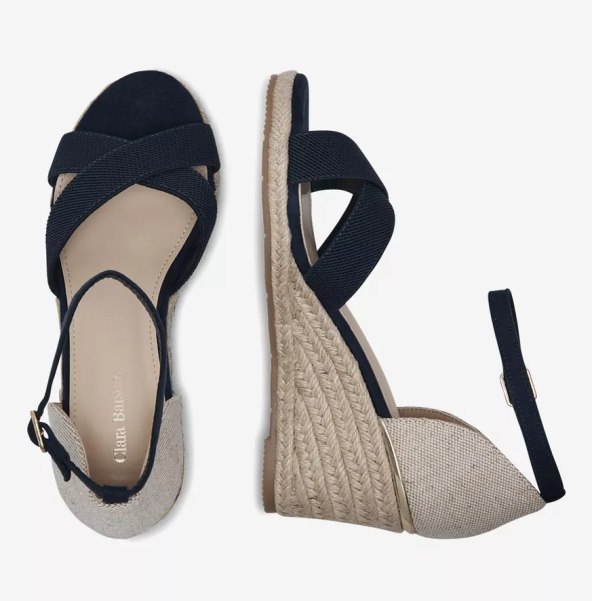 Carla Barson plave sandale prije 27,99 €_ sada 21,99 €.jpg