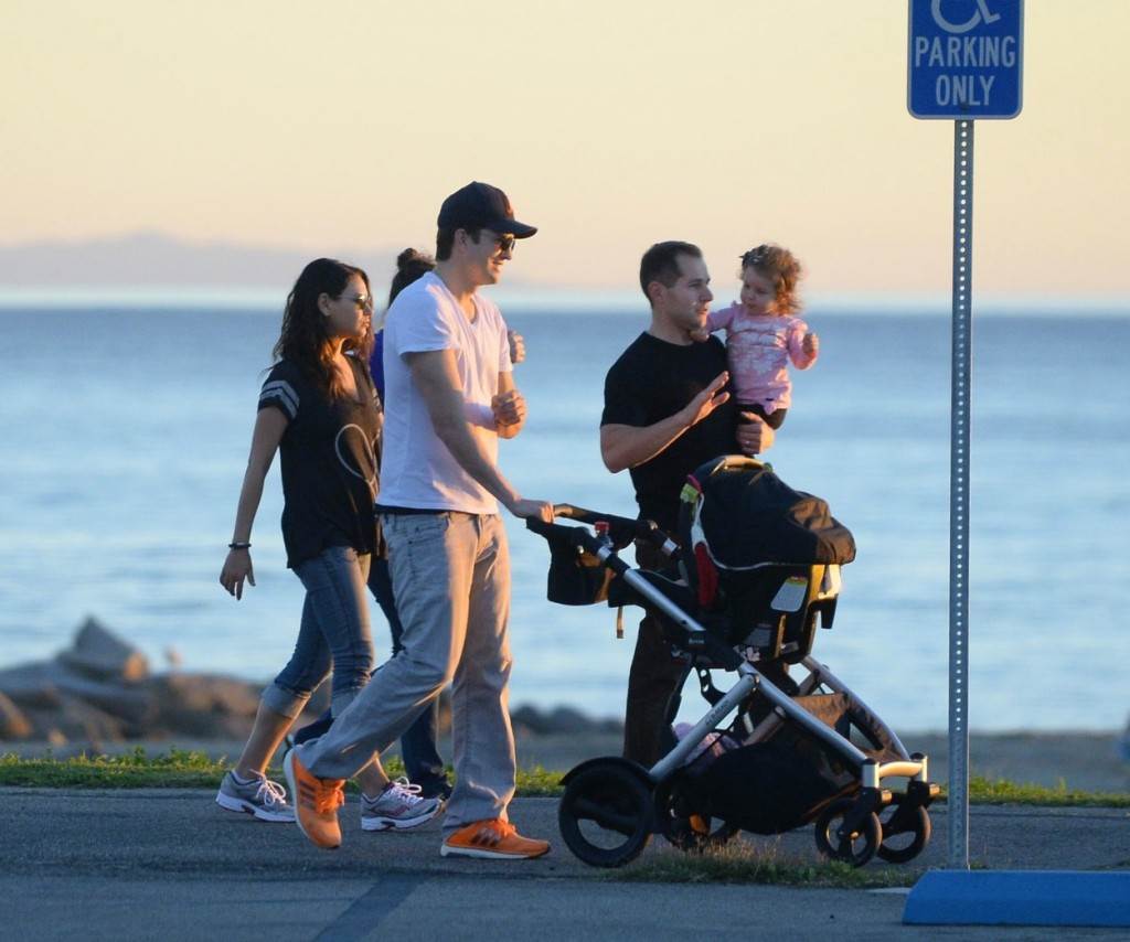 Kako Mila Kunis i Ashton Kutcher odgajaju djecu