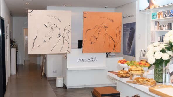 Jane Iredale
