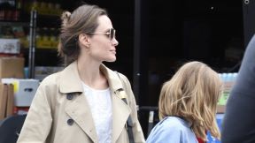 Angelina Jolie i Vivienne Jolie Pitt.jpg