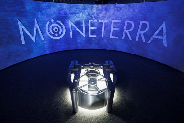 Postav MONETERRA_2.jpg