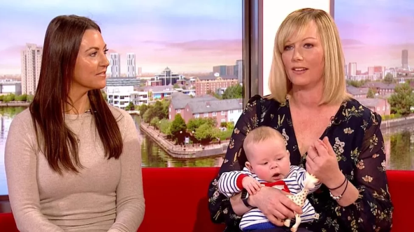 izgubila jajnike zbog raka, ali je ipak rodila