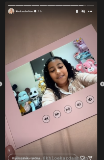 privatnim fotografijama djece svjetske zvijezde proslavile Majcin dan 2023.