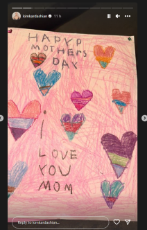 privatnim fotografijama djece svjetske zvijezde proslavile Majcin dan 2023.